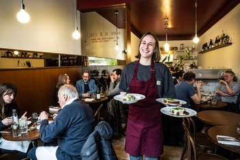 BRZ 20250402 1929 EAT AND DRINK Kartouche