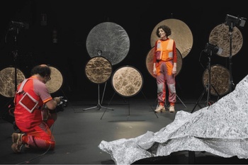 SLT102025 EUROPALIA Cuerpos Celestes de Azkona en Toloza