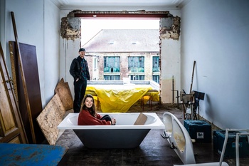 BRZ 20260114 1962 SAMEN KOPEN Ward Van Helemedonck, Elisabeth,Sarah en Natacha-2