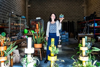BRZ 20260624 1985 Greenbizz Marta Marta Matrakova Fountain Farm