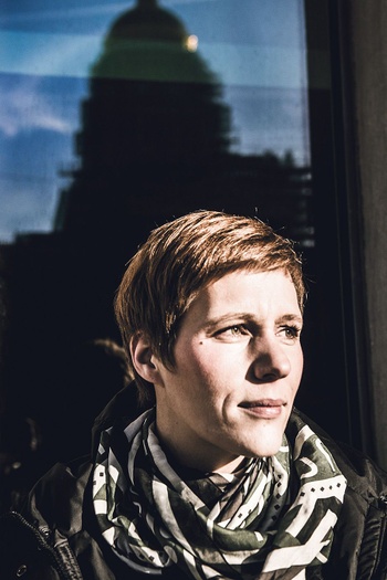 Ine Van Wymersch klein BRUZZ 1552