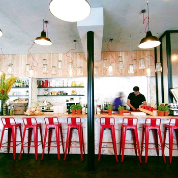 RONDE HOTSPOT Jules and Charles BRUZZ ACTUA 1588