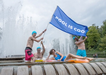 pool_is_cool_07_atomium_heizel_940_667px_c_pool_is_cool.jpg