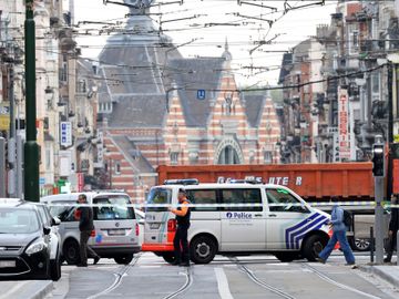 Aanslag Zweedse voetbalsupporters op 16 oktober 2023 aan de Ieperlaan: de politie schoot de dader neer in een café in de Van Ooststraat in Schaarbeek