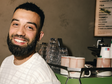 Hoe Bassel van STELLA meer maakte dan een koffiebar: 'Mensen