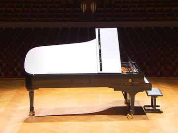 Bozar heeft een nieuwe Steinway-piano