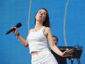 Sigrid, popzangeres uit Noorwegen