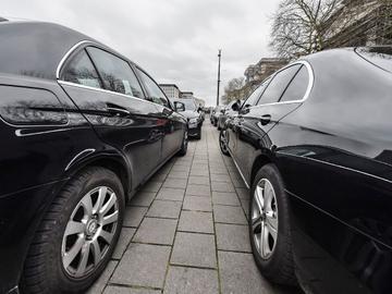 14 februari 2020: manifestatie van LVC-chauffeurs (voertuigverhuur met chauffeur) ter ondersteuning van acht Uber-chauffeurs die in hoger beroep gaan in het proces tegen Febet (Belgische Federatie van Taxi's)