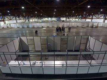 Het Covid-19-vaccinatiecentrum op de Heizel in aanbouw