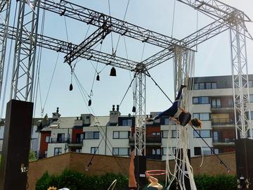 De eerste circusinstallatie werd al opgesteld.