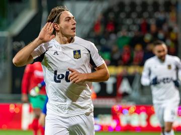 Sterkhouder op het middenveld Casper Nielsen pikte ook zijn doelpuntje mee tegen KV Oostende (21 november 2021).