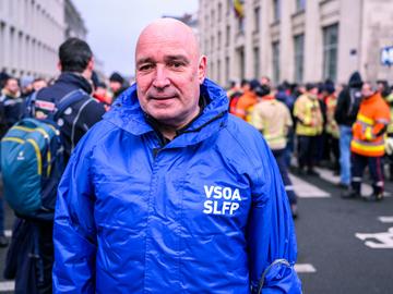 Eric Labourdette, vakbondsman voor SLFP - VSOA, hier tijdens een manifestatie op 27 januari 2023