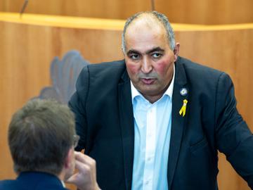 Fouad Ahidar (Vooruit.brussels) tijdens een plenaire vergadering in het Brussels parlement op 20 oktober 2022