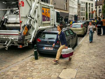 Net Brussel_Oude Graanmarkt vuilniswagen huisvuilophaling_(c)_Ivan Put