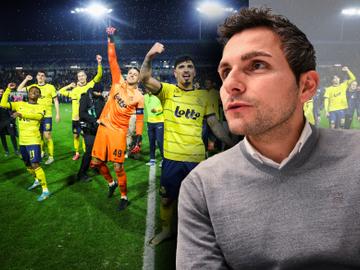 Phlippe Bormans, CEO van Union Saint-Gilloise, voor een foto van het feest op eigen veld na de gewonnen terugwedstrijd halve finale Croly Cup tegen Club Brugge