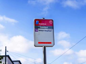 De nieuwe tramlijn 10 richting Militair Hospitaal, halte Zavelput