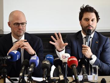 David Leisterh en Georges-Louis Bouchez tijdens hun persconferentie over de beleidsverklaring van MR voor het Brussels gewest.