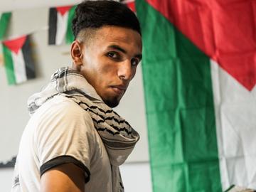 Borne zavrača podporo Gazi, protesti v Hengelu in Bruslju poudarjajo palestinsko vprašanje