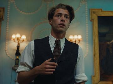 Pierre Gervais als Renée Magritte in 'This is not a murder mystery'.