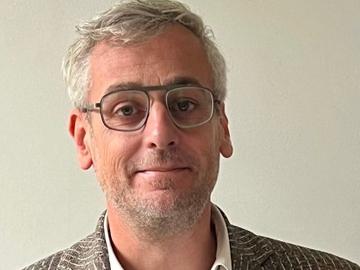 Gewezen N-VA-fractieleider Johan Van den Driessche overleden | BRUZZ