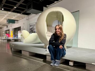Elisabeth Wielemans kiest 'La Sphère d’Isolement' van Maurice-Claude Vidili uit de Plastic Design Collection.
