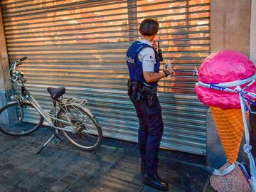 wijkagent politie grasmarkt gesloten winkel