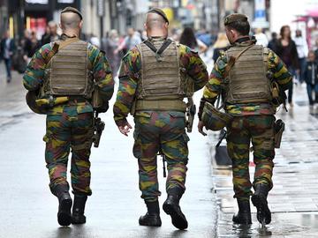 Soldaten militairen terreurdreiging Nieuwstraat veiligheid Belgisch leger