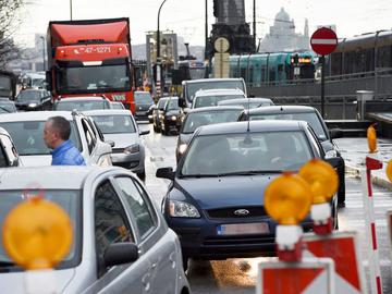 Stefaniatunnel Justitiepaleis file verkeer mobiliteit stilstaand verkeer auto