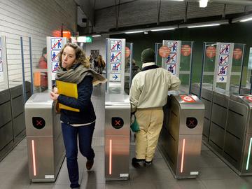 check out premetrostation Albert MIVB metropoortjes