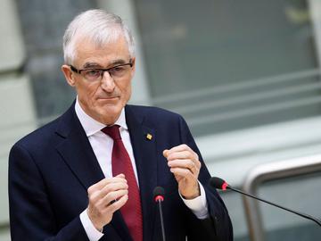 Geert Bourgeois plenaire vergadering Vlaams Parlement