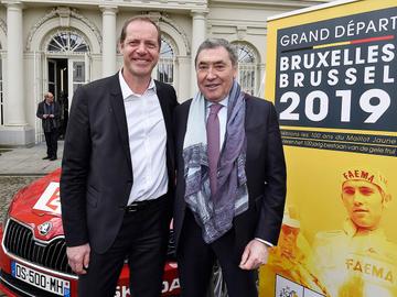 Christian Prudhomme directeur Tour de France met Eddy Merckx officiële presentatie vertrek in Brussel van 106de editie Tour de Francein 2019