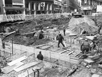 1974, aanleg metro Anspachlaan