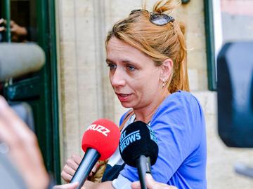 Ans Persoons toenmalig Schepen van Nederlandstalige aangelegenheden Wijkcontracten en Participatie van de stad Brussel bij het ontslag van burgemeester Yvan Mayeur