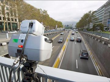 Snelheidscontrole radarcontrole op de kleine ring van Brussel