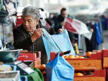 20180618 verbod op plastic zakjes abattoir slachthuis markt