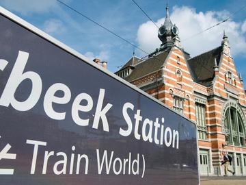 Schaarbeek station Train World