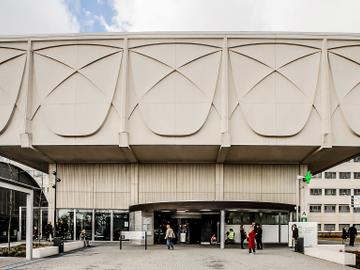Universitair ziekenhuis Jette UZ hoofdingang