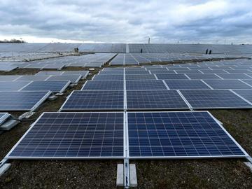 Zonnepanelen van de Vroegmarkt van Brussel (Mabru)