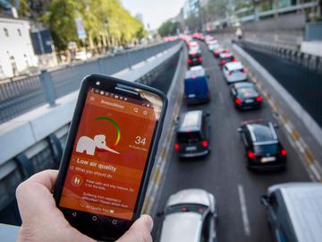 Fijn stof luchtvervuiling slechte luchtkwaliteit pollutie fietser mobiliteit