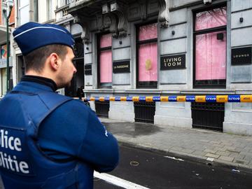 Een man schoot op 24 december 2018 met oorlogswapen op horecazaak La Parisienne aan de Brusselse Louizalaan