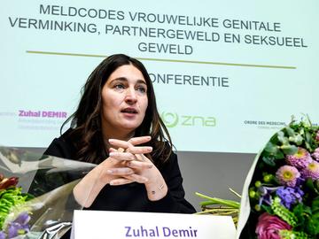 Persconferentie op 2 maart 2018 van toenmalig staatssecretaris Zuhal Demir (N-VA) Meldcodes vrouwelijke genitale verminking, partnergeweld en seksueel geweld