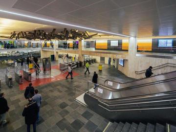Het volledig vernieuwde metrostation Beurs-Grote Markt