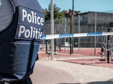 Politiepatrouille aan het Bonneviepark in Sint-Jans-Molenbeek