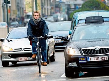 20190320 ZOOM Fietser BRUZZ ACTUA 1654