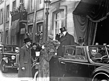 Winston Churchill in Brussel in 1945