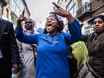 20190430 6 protest ecole 1 school Schaarbeek ouders vermeend misbruik kleuter politie