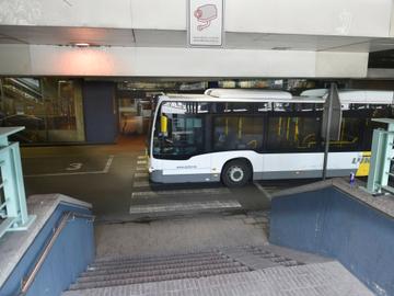De bussen van De Lijn nemen geen passagiers meer aan de halte onder het Noordstation