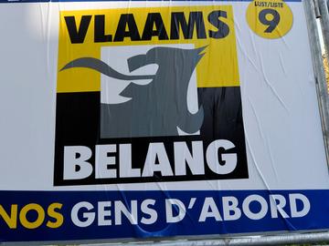 De kiescampagne van Vlaams Belang: "Onze mensen eerst/Nos gens d'abord"