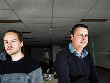 Pepijn Kennis (vzw Toestand) en Dries Vanneste (Entrakt)