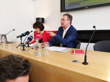 Persconferentie 14 juni 2019: Laurette Onkelinx en Rudi Vervoort (PS) hebben een akkoord voor een nieuwe Brusselse regering